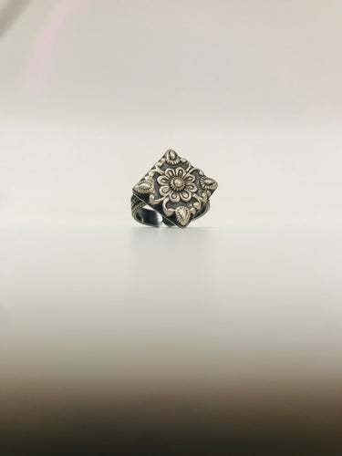 925 Silver Flower Oxidised Ring